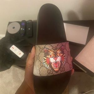 Gucci Slides